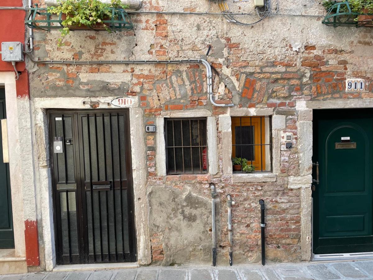 Biennale Gallery Suite Venezia Esterno foto